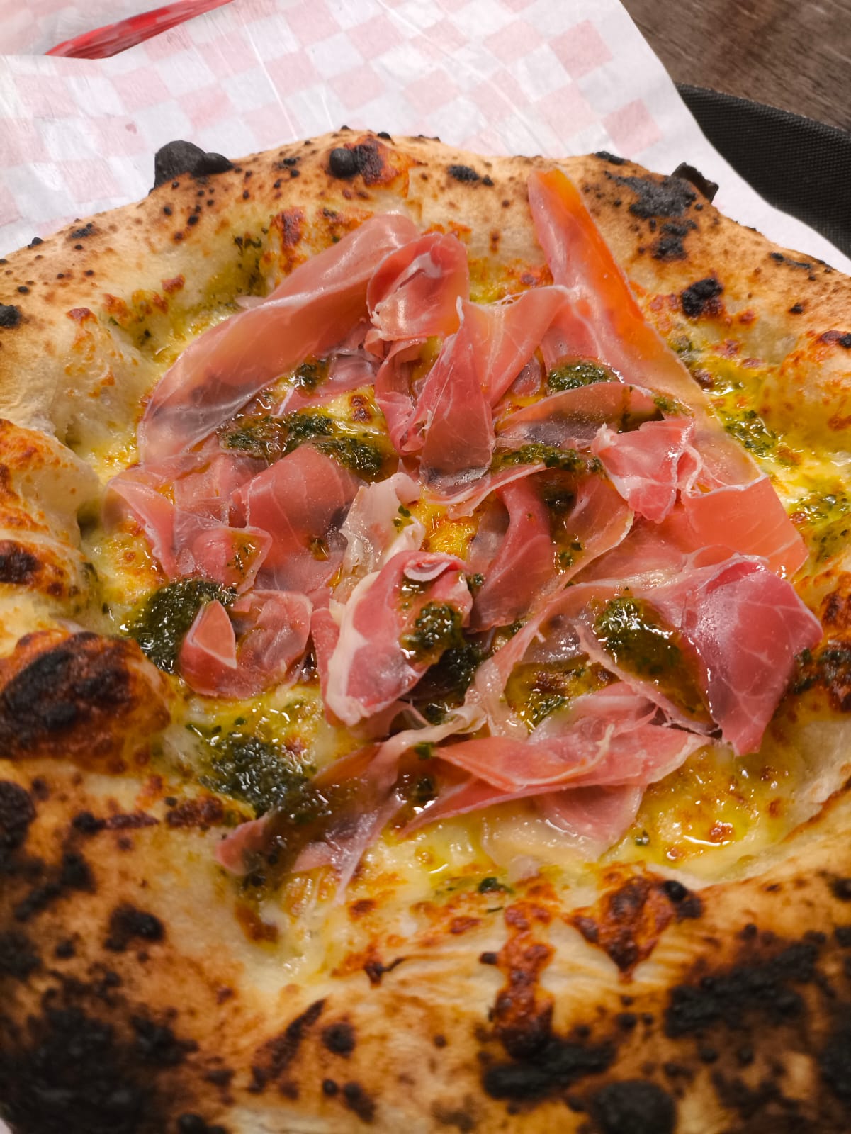 Forno de pizza da Impasto di Larsen em funcionamento